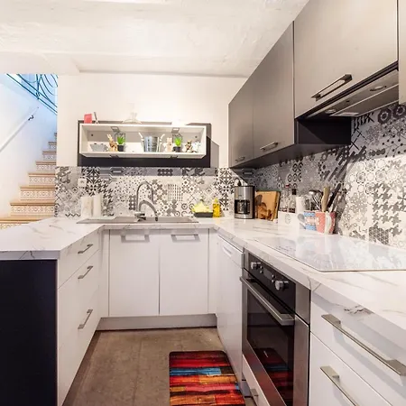 Maison Type Canetoise Prox カネ